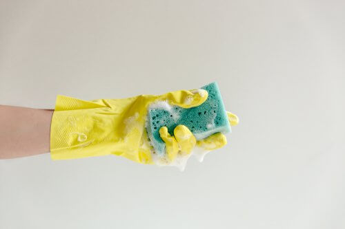 yellow cleaning gloves with sponge